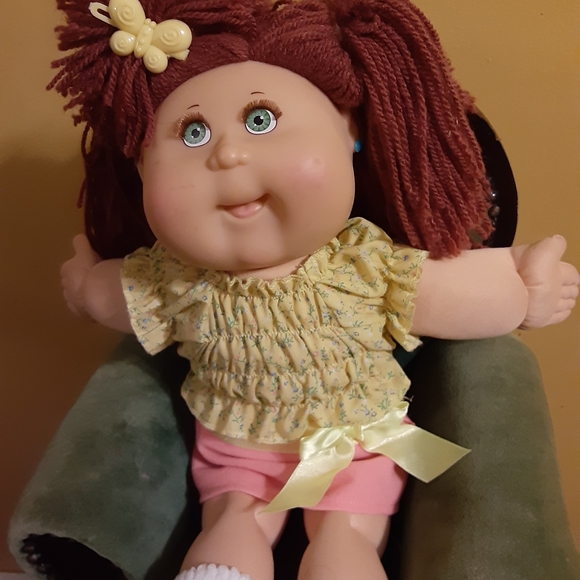 RARE CABBAGE PATCH GIRL DOLL EYELASHES- RED SIGNATURE 1978-2006 - Picture 6 of 9